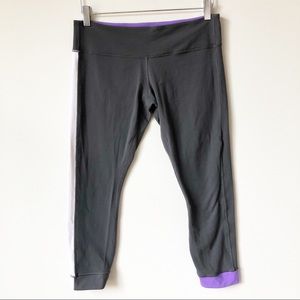 Lululemon Amped Crop Soot Light/White/Power Purple